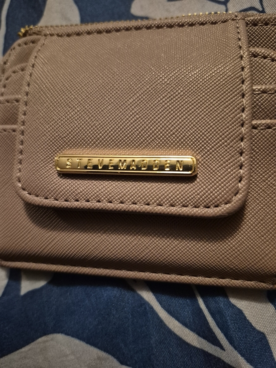 Steve Madden Handbags - Steve Madden Taupe Compact Wallet with Gold Logo Plate